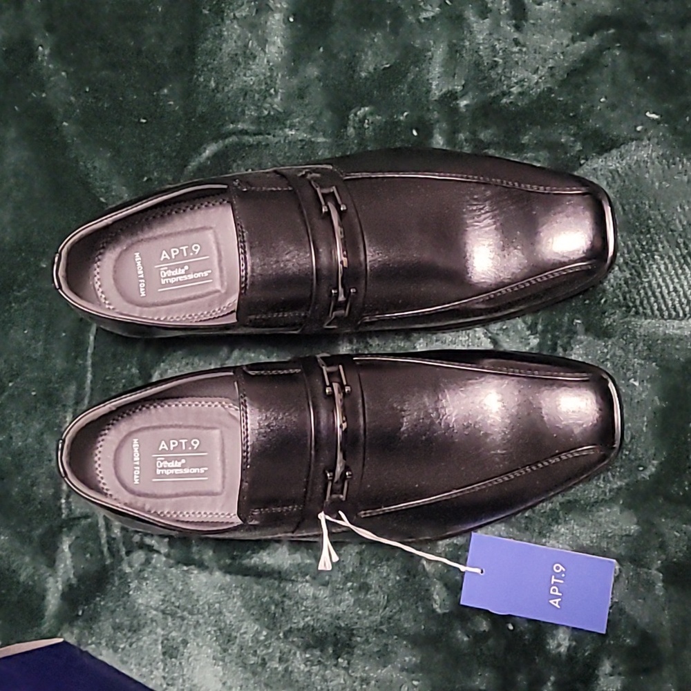 Apt.9 men's size 10 dress shoes